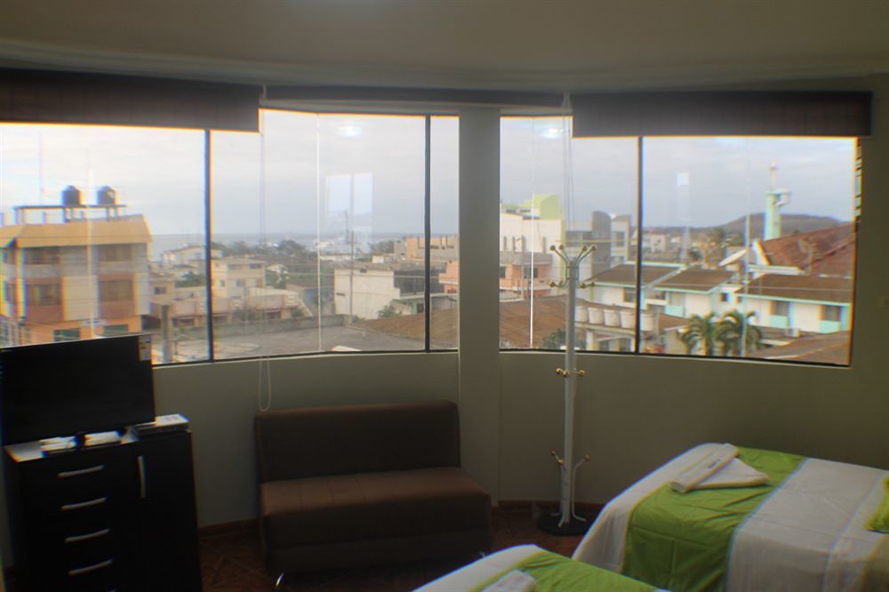 Hotel Los Algarrobos ปูแอร์โต บาเกริโซ โมเรโน ภายนอก รูปภาพ